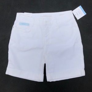 Croft&Barrow white jean shorts size 4 NWT
